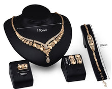 Load image into Gallery viewer, Moroccan Jewelery Bridal Necklace Set
