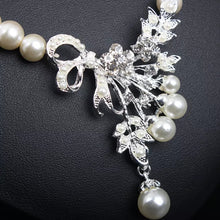 Load image into Gallery viewer, Wedding Flower Glass Pearl Necklace Set
