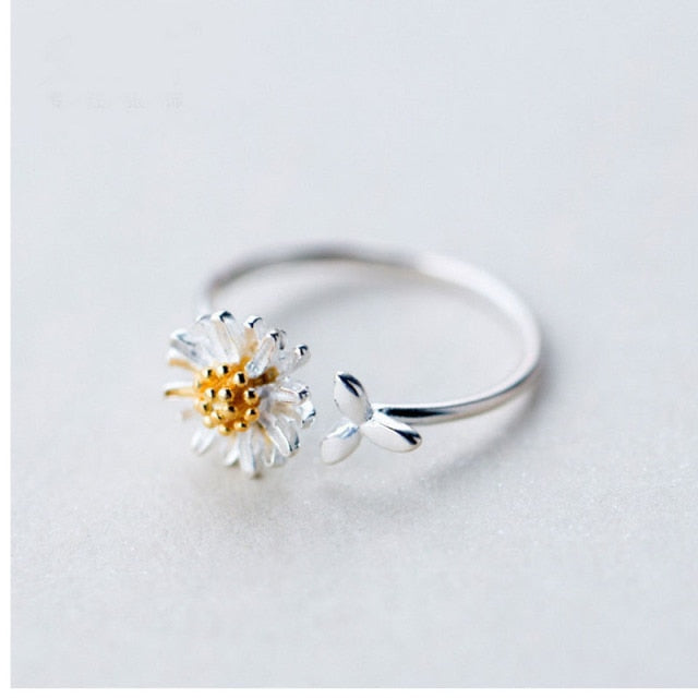 Daisy Flower Elegant Opening Ring For Women Adjustable