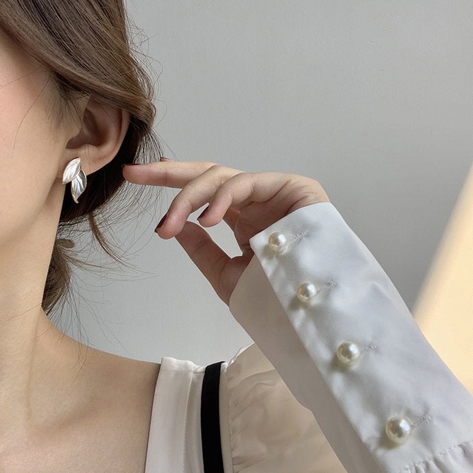 Sweet Grey Leaf Stud Earrings For Women