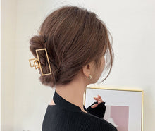 Load image into Gallery viewer, Dumb Gold Square Hair Clip

