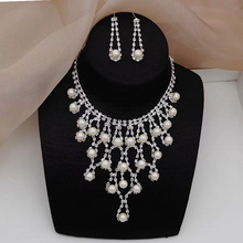 Load image into Gallery viewer, Pearl Claw Chain Wedding Banquet Dress Set
