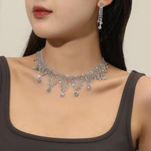 Load image into Gallery viewer, Water Drop Pendant Collarbone Necklace Set
