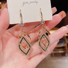 Load image into Gallery viewer, Vintage Geometric Earrings Pendant exquisite Hollow out Hanging Earrings
