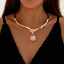Load image into Gallery viewer, Simple Water-Wave Pearl Necklace For Women
