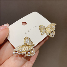 Load image into Gallery viewer, Two-Wear Butterfly Pearl Earrings
